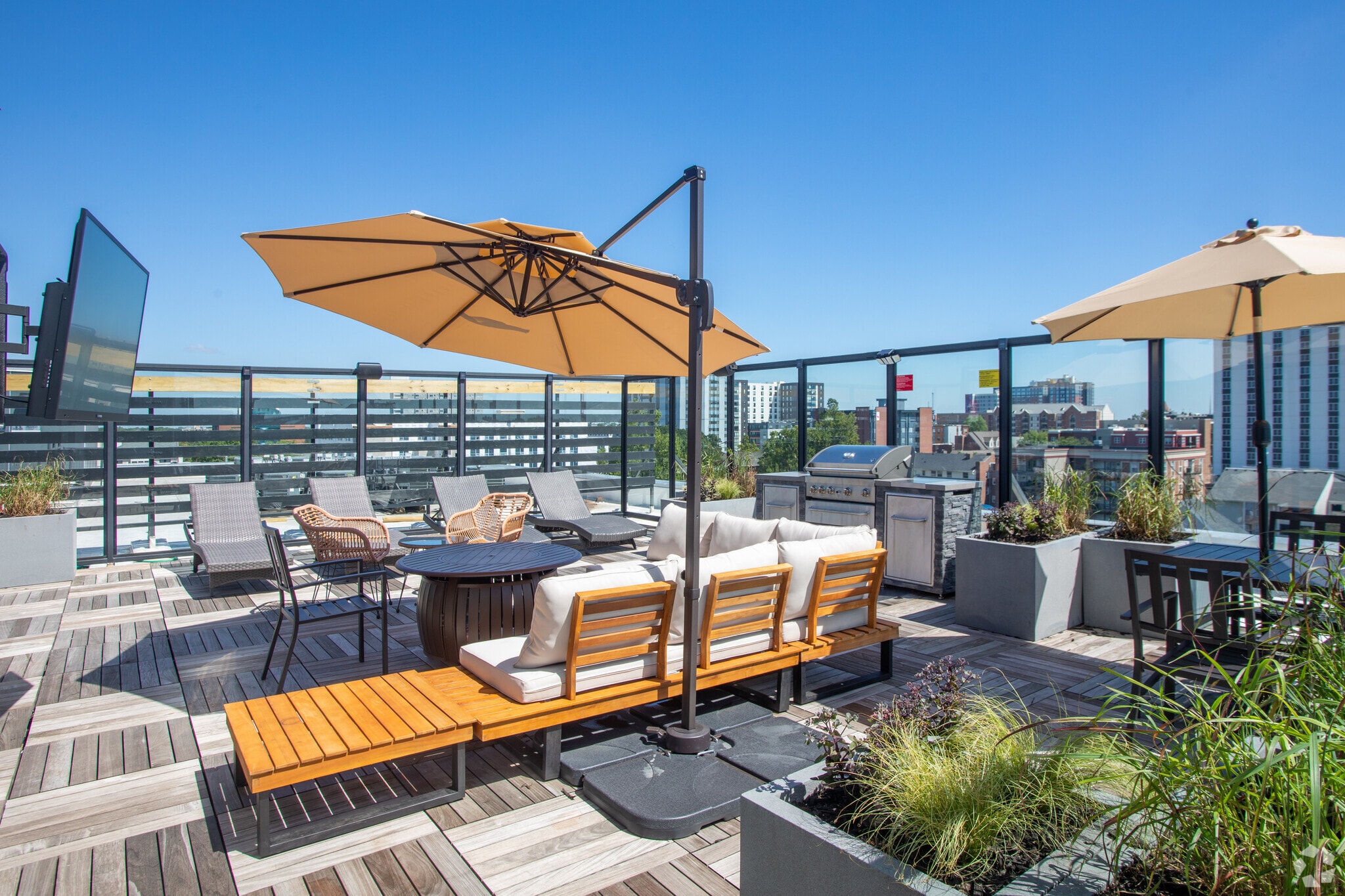 exterior photo of Lancaster Apartments rooftop lounge